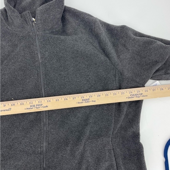 Old Navy Microfleece Mock-Neck Zip-Front Jacket - Picture 6 of 6